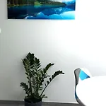 Happy Apartment *