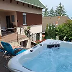 Apartment Happy