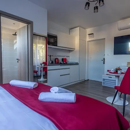 Happy Apartment